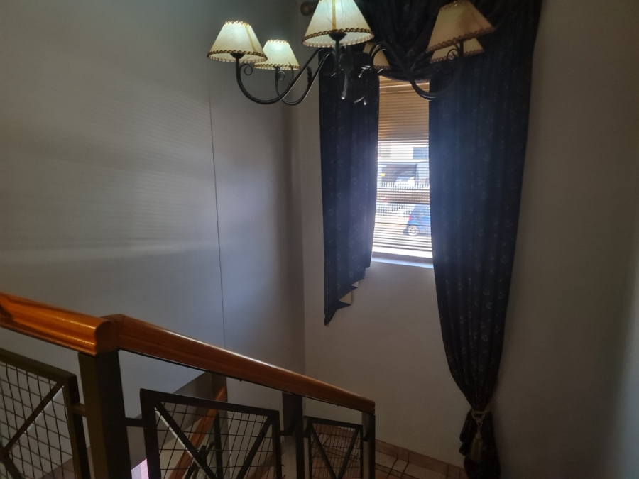  Bedroom Property for Sale in Rustenburg Central North West